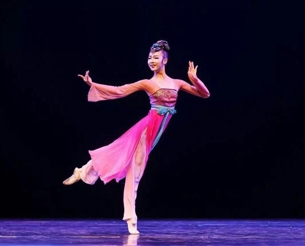 Chinese Classical Dance Picture 5