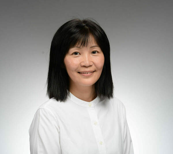 Professional photo of Ming Hu